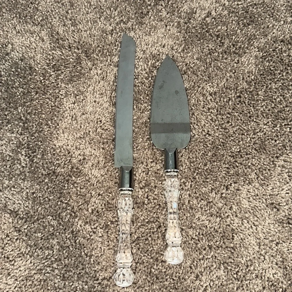FAUX CRYSTAL WEDDING CAKE KNIFE SET